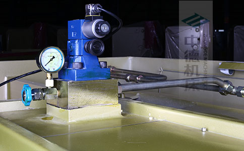 ZDS-450采用國內(nèi)高品質(zhì)液壓閥,不漏油,無故障,能實時顯示油壓,并采用全金屬高壓管連接保證質(zhì)量.jpg ZDS-450采用國內(nèi)高品質(zhì)液壓閥,不漏油,無故障,能實時顯示油壓,并采用全金屬高壓管連接保證質(zhì)量.jpg