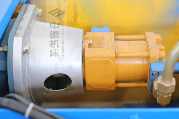 ZDPK-10032采用國內(nèi)一流品牌電機(jī)及油泵，動(dòng)力強(qiáng)勁，噪音低